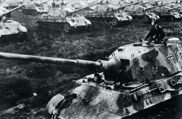 Heruitrusting van de sPz.Abt 506 met de Tiger II