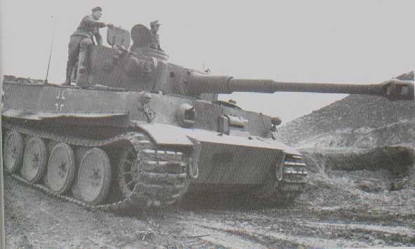 Tiger I ausf E #121 van de 1./sPz.Abt 501